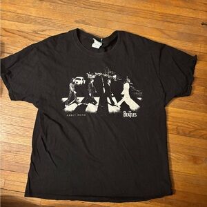Insane 90s Black The Beatles Abbey Road Men's T-Shirt